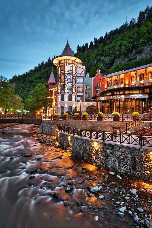  crowne plaza borjomi Hotel - Bakuriani Georgia