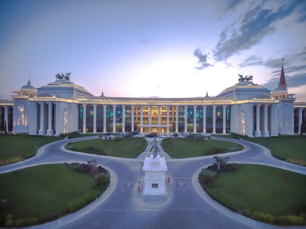 The Land Of Legends Kingdom Hotel