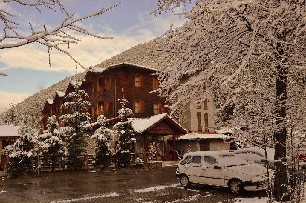 Inan Kardesler Hotel Uzungol Turkey