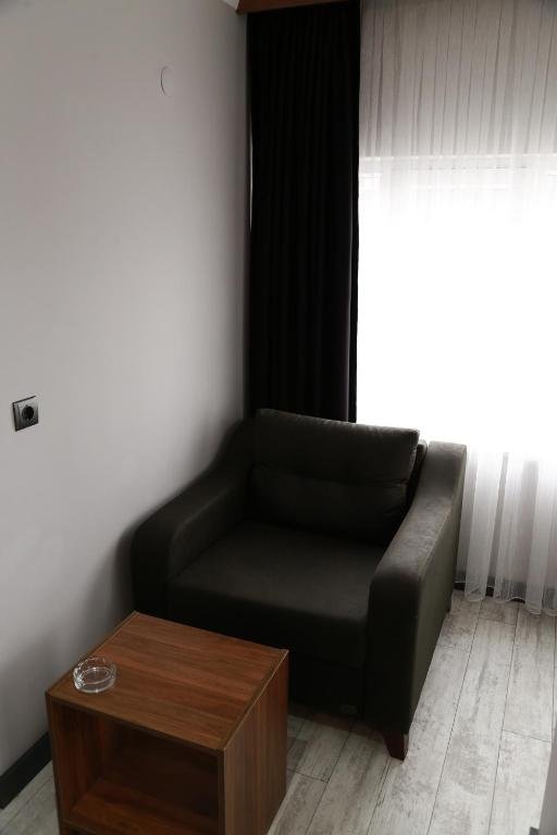 gallery_184306113-5e47ef99c7040.jpg