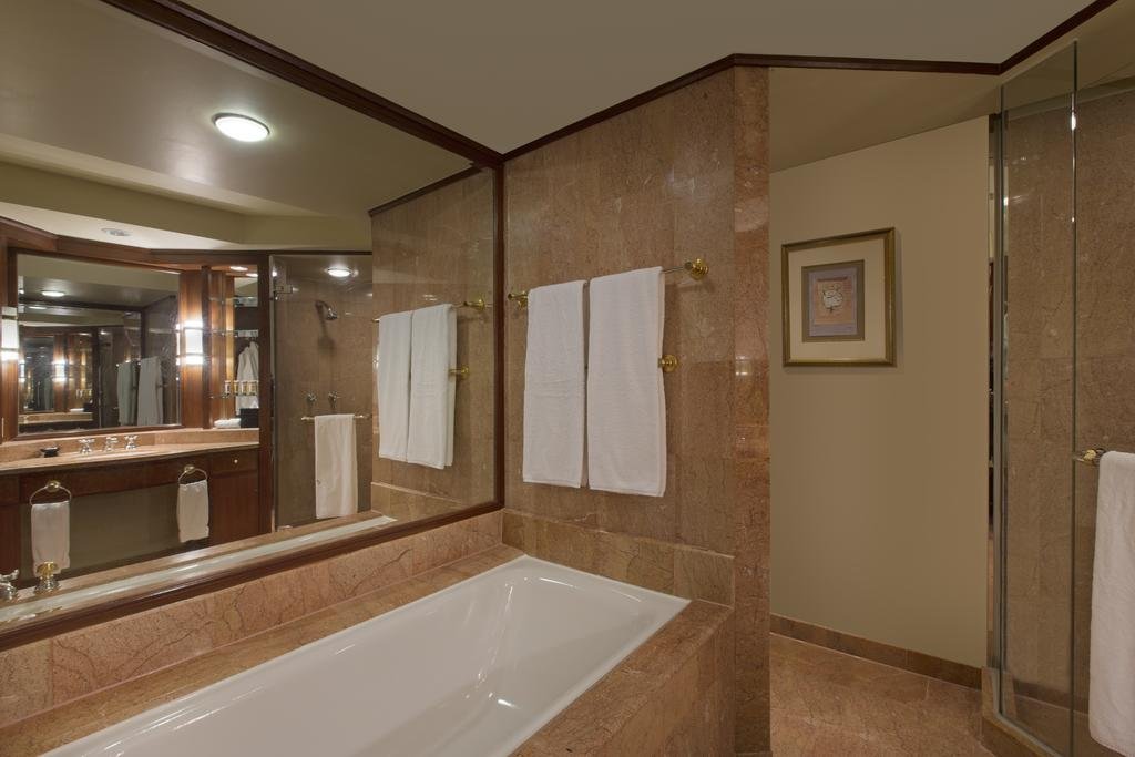 gallery_33962564-58e8b4db7cc6b.jpg